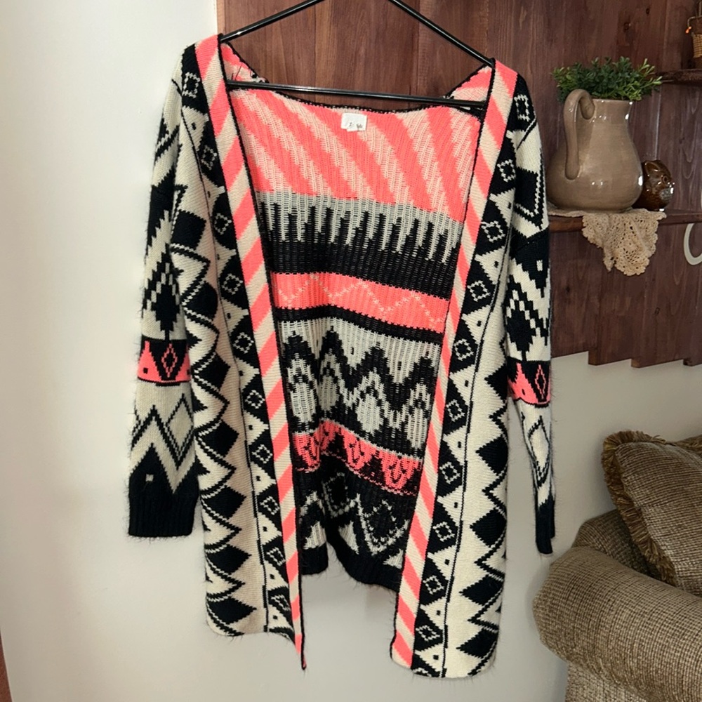 Listicle cardigan